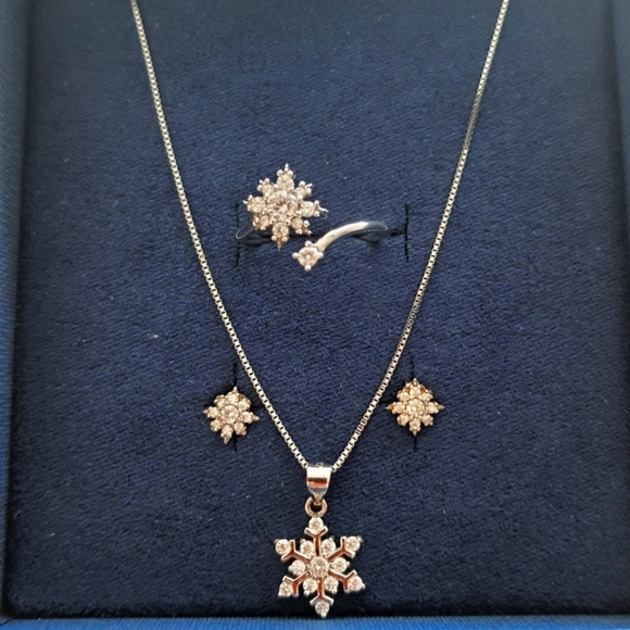 J.Rosée Jewelry - Snowflake Silver Jewelry Set